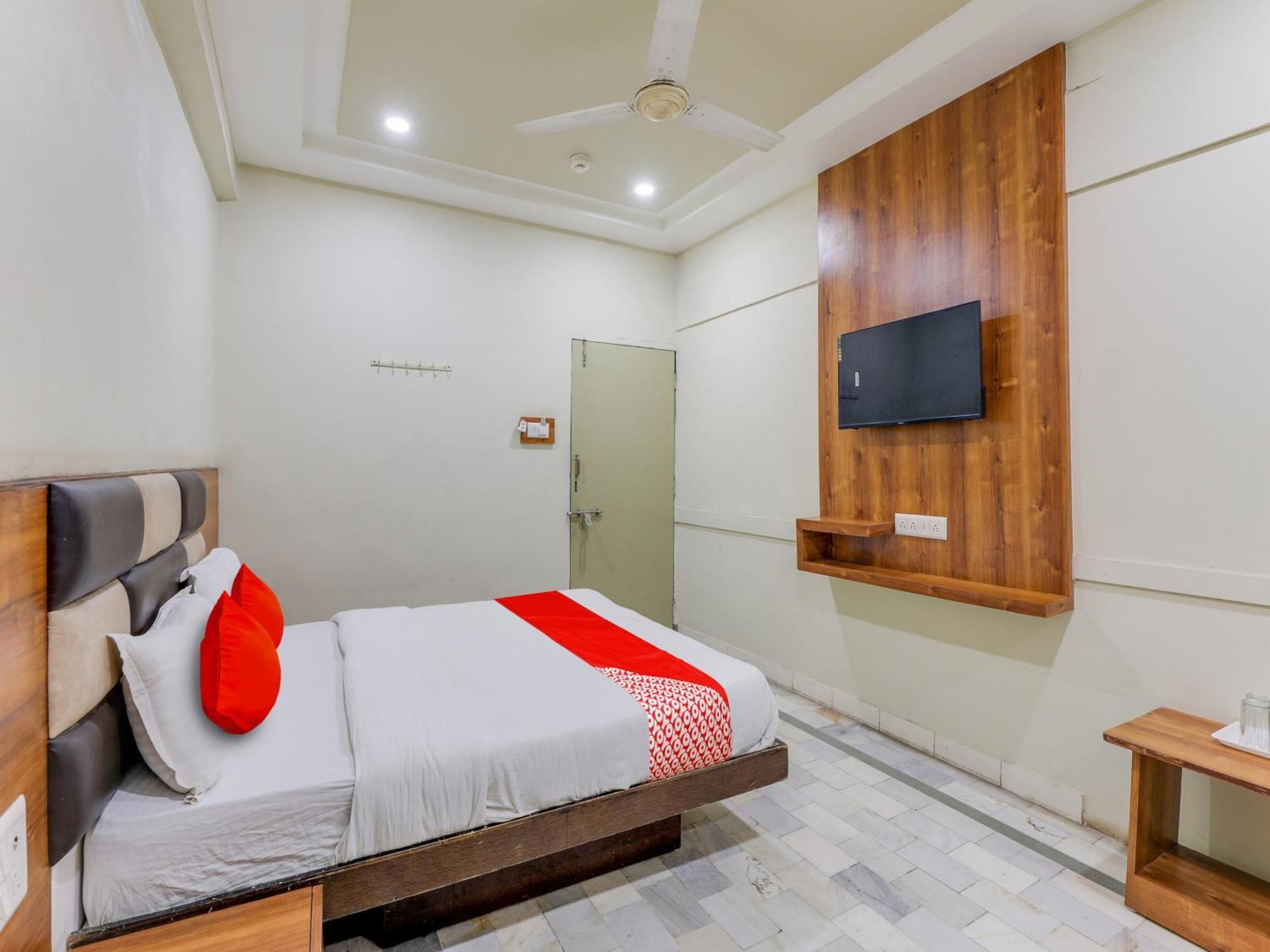 Hotel O Asopalav Naroda Exterior photo