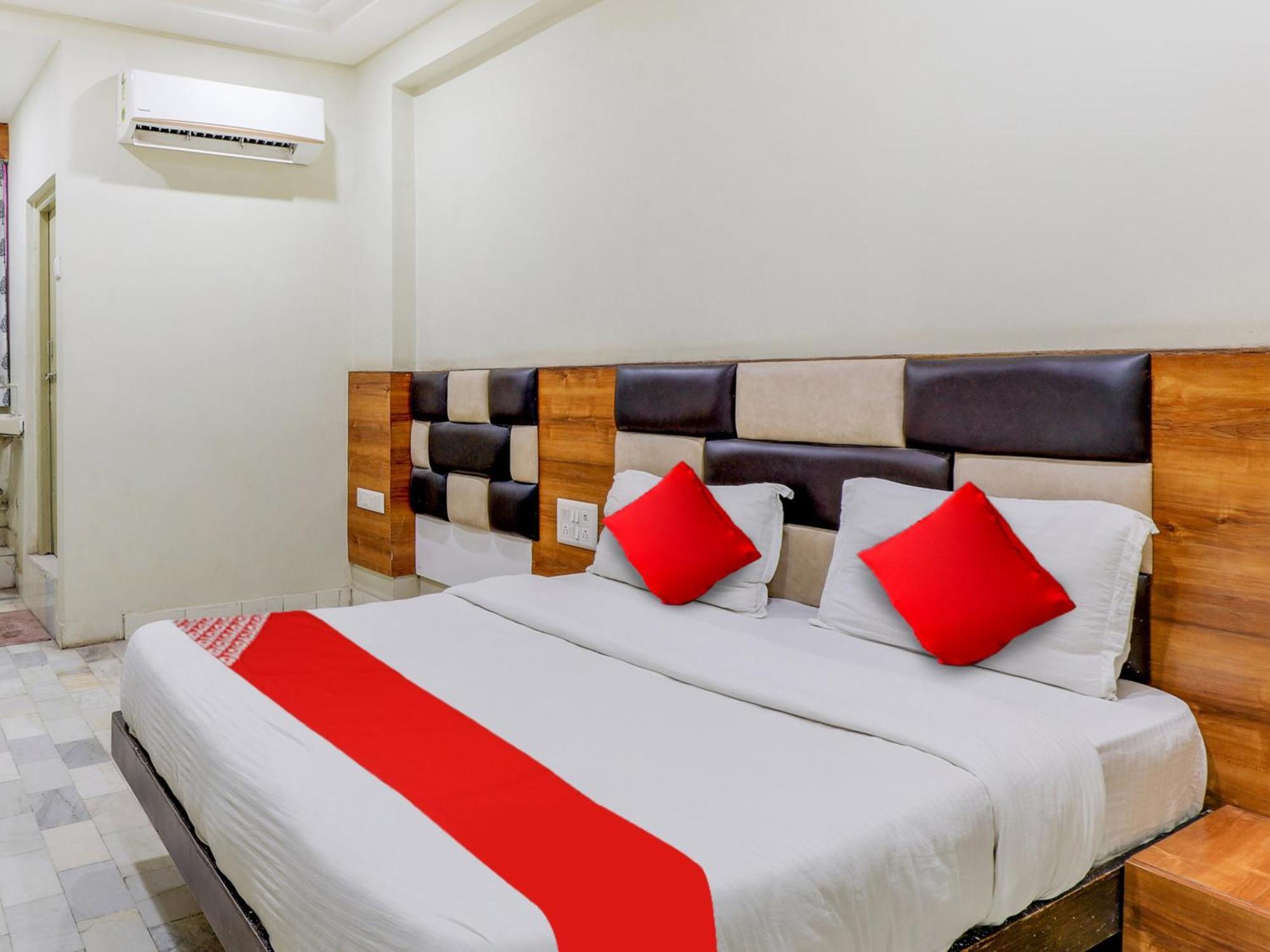 Hotel O Asopalav Naroda Exterior photo